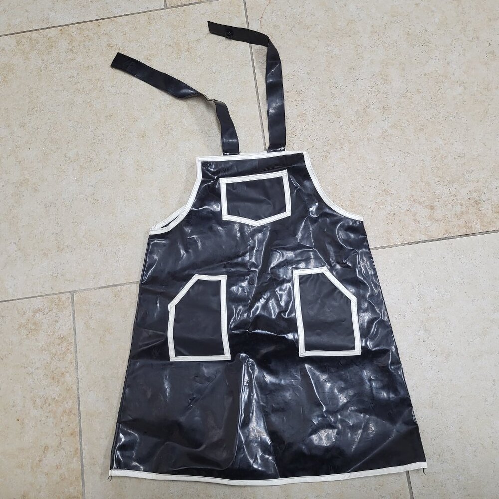 Waterproof apron for kids